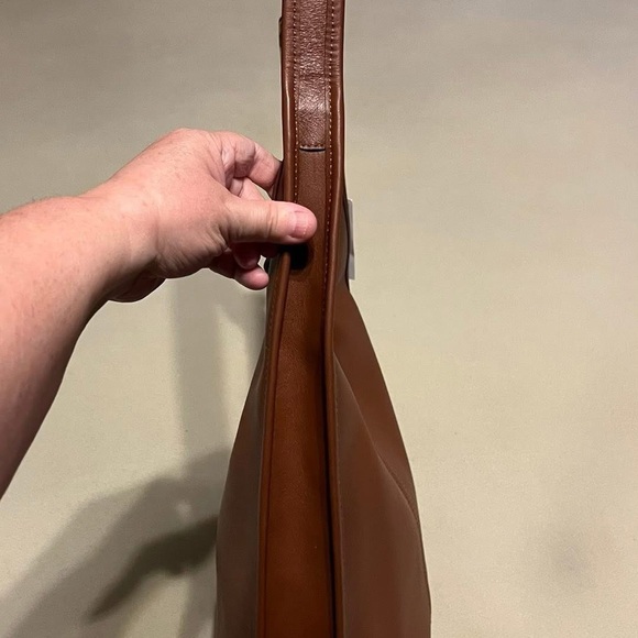 Coach Ergo 33 Glovetanned Leather Brass/1941 Saddle Large Shoulder/Hobo Bag - Picture 4 of 12
